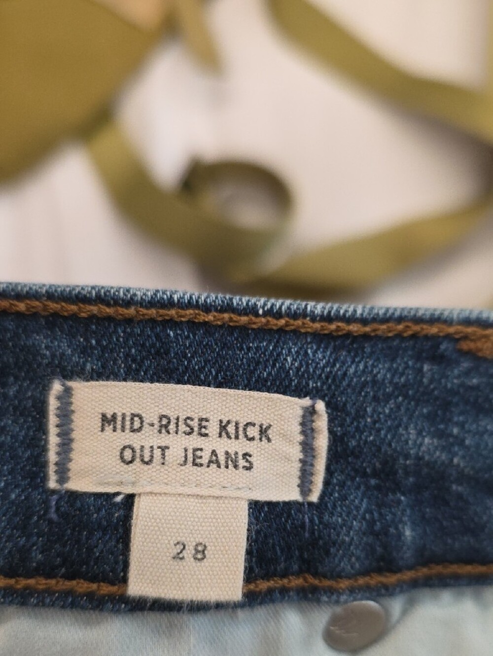 Madewell Mid-Rise Kick Out Jeans Size 28 Cropped Kick Flare Blue Denim - Picture 5 of 10